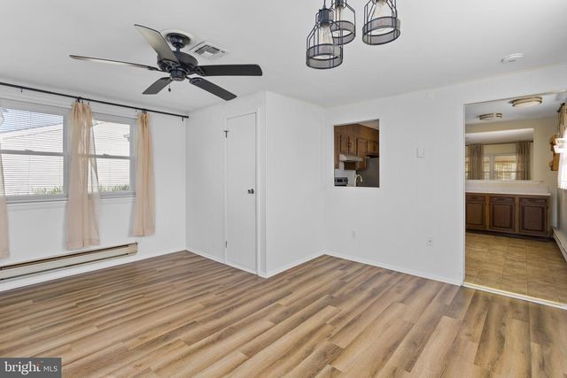 223 HUNTINGTON DR, Southampton, NJ 08088