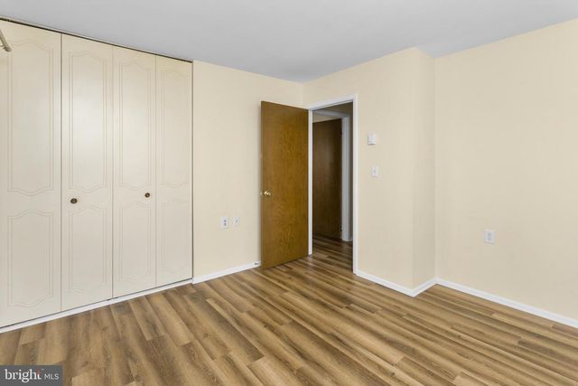 223 HUNTINGTON DR, Southampton, NJ 08088