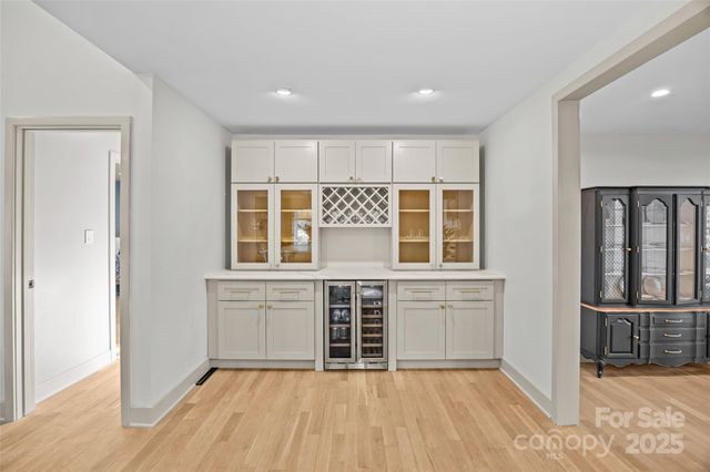 4808 Crooked Oak Lane, Charlotte, NC 28226