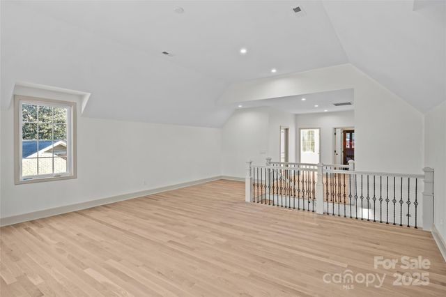 4808 Crooked Oak Lane, Charlotte, NC 28226