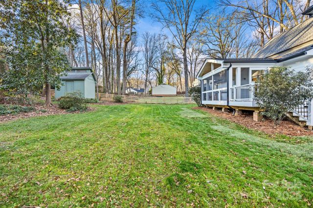 4808 Crooked Oak Lane, Charlotte, NC 28226