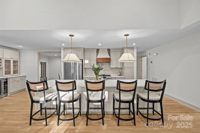 4808 Crooked Oak Lane, Charlotte, NC 28226