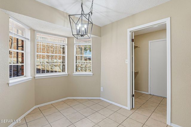 701 CENTENNIAL Drive, El Paso, TX 79912