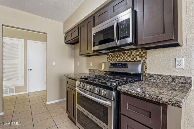 701 CENTENNIAL Drive, El Paso, TX 79912