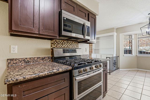 701 CENTENNIAL Drive, El Paso, TX 79912