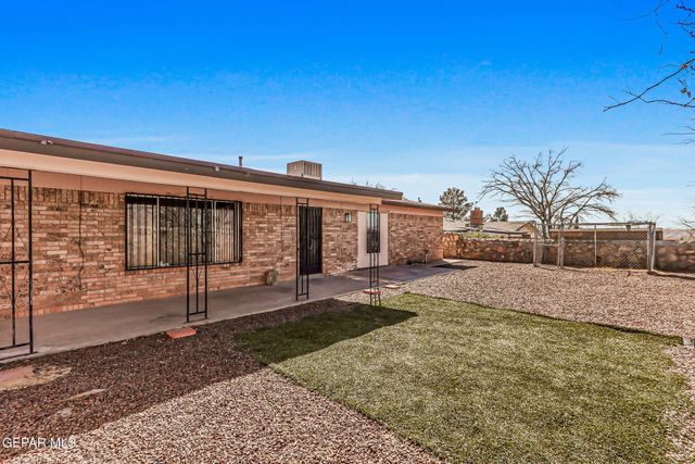 701 CENTENNIAL Drive, El Paso, TX 79912