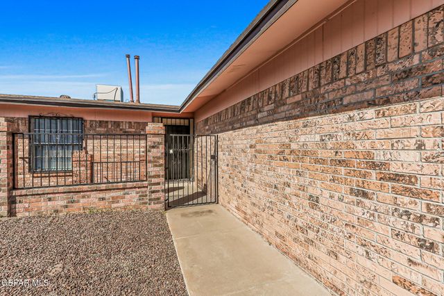 701 CENTENNIAL Drive, El Paso, TX 79912