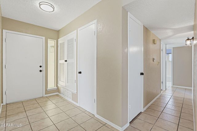 701 CENTENNIAL Drive, El Paso, TX 79912