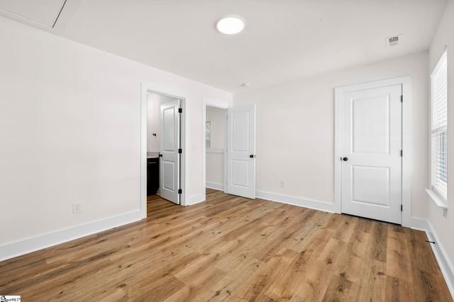 7 Robin Hood Road, Taylors, SC 29687