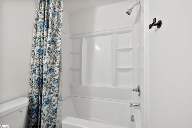 7 Robin Hood Road, Taylors, SC 29687