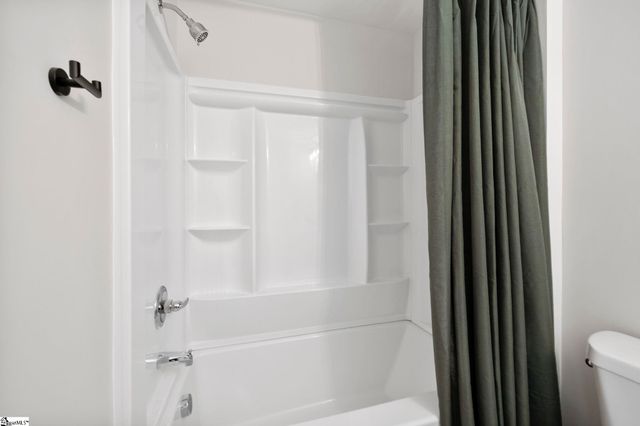 7 Robin Hood Road, Taylors, SC 29687