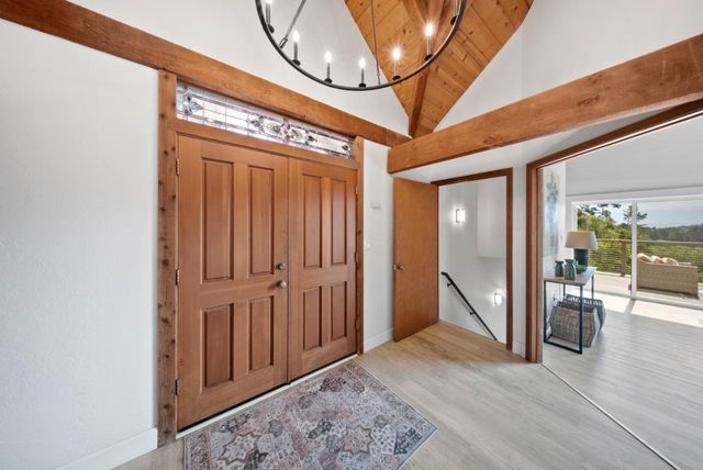 688 Calabasas Road, Watsonville, CA 95076