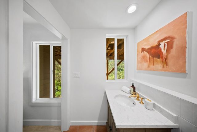 688 Calabasas Road, Watsonville, CA 95076