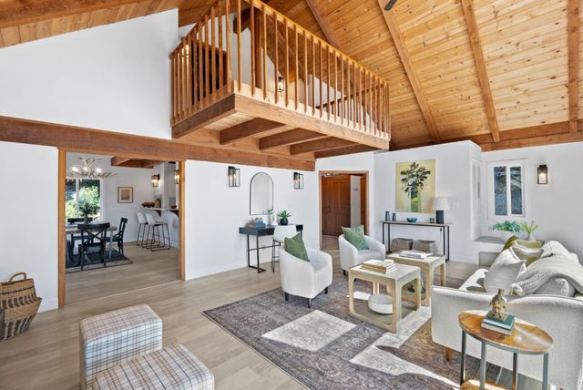 688 Calabasas Road, Watsonville, CA 95076