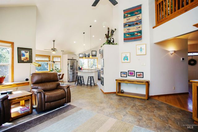3228 Meadow Ridge Lane, Twin Falls, ID 83301