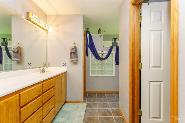 3228 Meadow Ridge Lane, Twin Falls, ID 83301