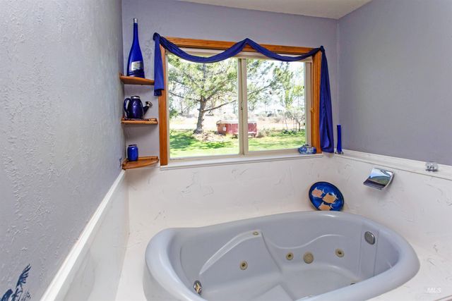 3228 Meadow Ridge Lane, Twin Falls, ID 83301