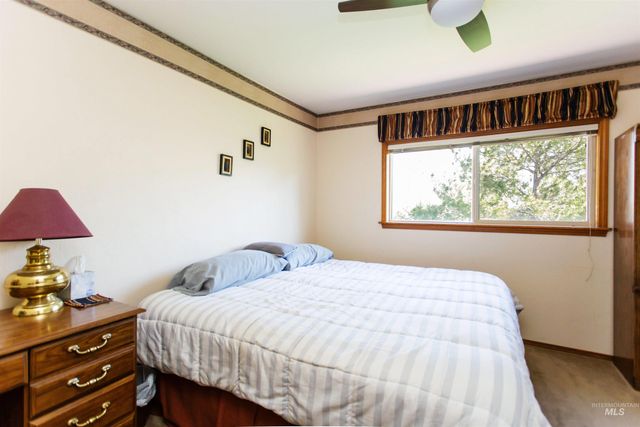 3228 Meadow Ridge Lane, Twin Falls, ID 83301
