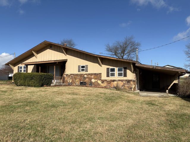 316 W Highway Dd, Miller, MO 65707