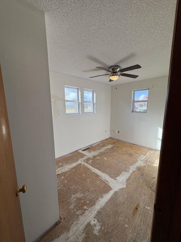 316 W Highway Dd, Miller, MO 65707