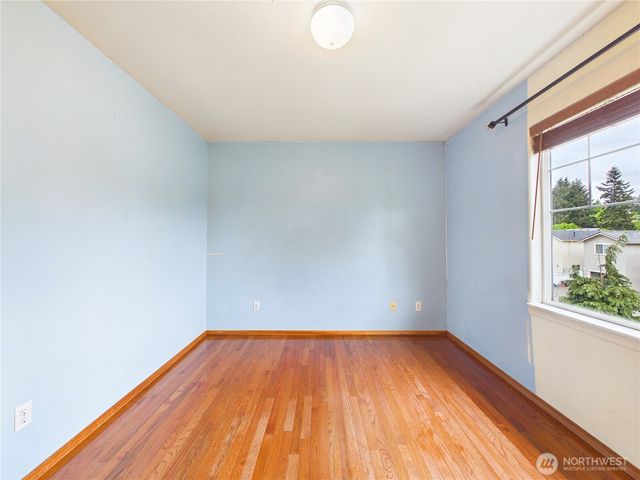 1108 S 207th Street, Seatac, WA 98198