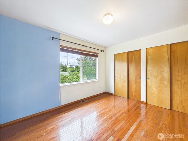 1108 S 207th Street, Seatac, WA 98198