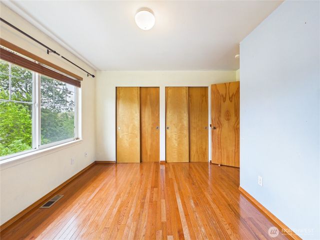 1108 S 207th Street, Seatac, WA 98198