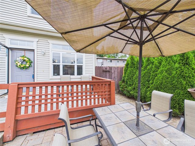 1108 S 207th Street, Seatac, WA 98198