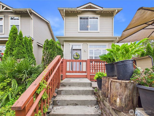 1108 S 207th Street, Seatac, WA 98198