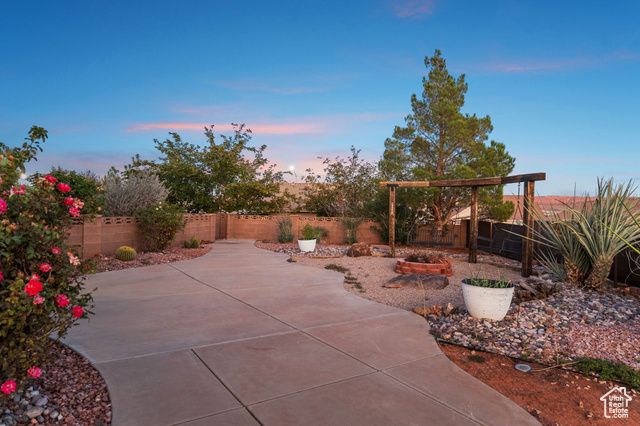 2144 E 220 CIR, St. George, UT 84790