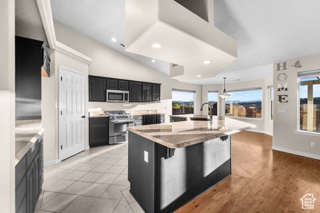 2144 E 220 CIR, St. George, UT 84790