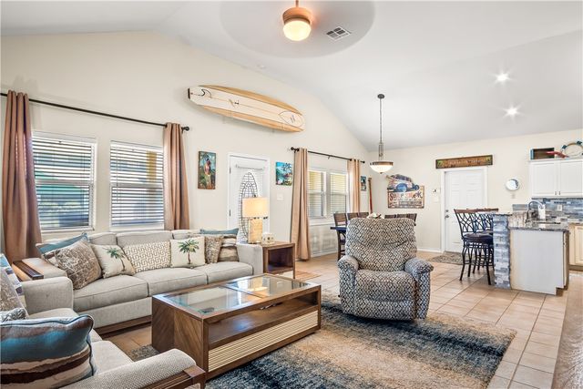 627 Sandy Lane, Port Aransas, TX 78373