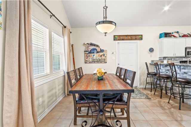 627 Sandy Lane, Port Aransas, TX 78373