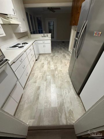 115 Carolyn Way, Pensacola, FL 32505