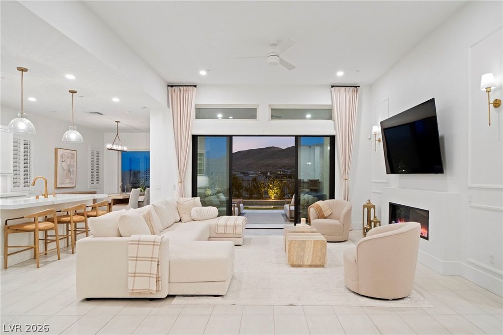11115 Rolling Vista Drive, Las Vegas, NV 89135