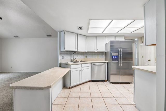 6540 FOXMOOR DRIVE, Zephyrhills, FL 33542