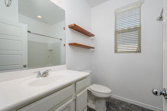 8536 S 40th Glen, Laveen, AZ 85339