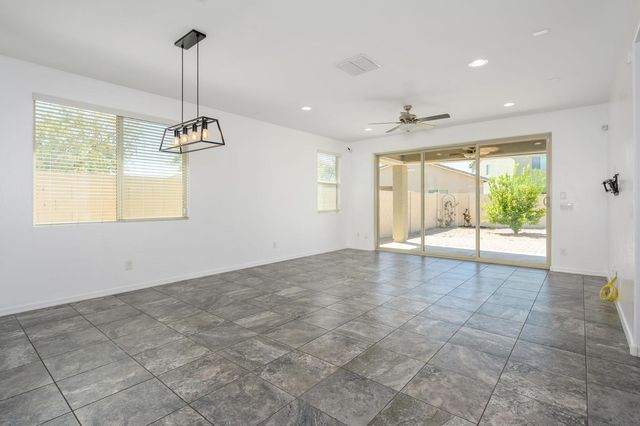 8536 S 40th Glen, Laveen, AZ 85339