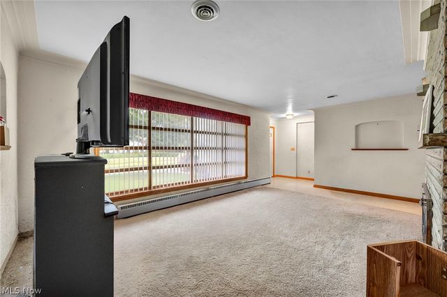 1030 Hillsdale Avenue, Lorain, OH 44052