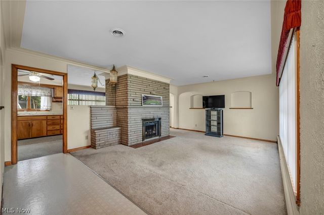 1030 Hillsdale Avenue, Lorain, OH 44052