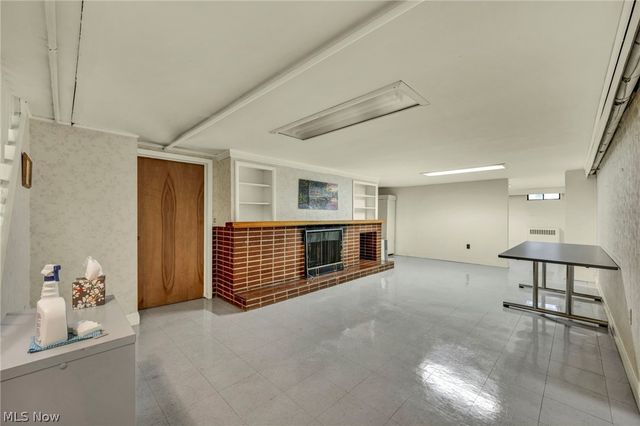 1030 Hillsdale Avenue, Lorain, OH 44052