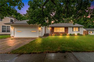 1030 Hillsdale Avenue, Lorain, OH 44052