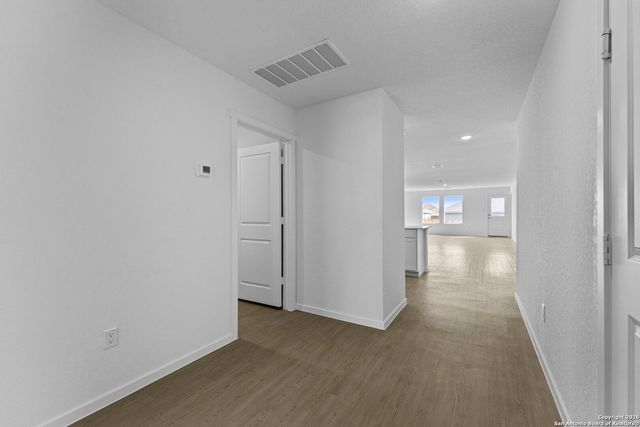 1807 Wood Warbler, New Braunfels, TX 78130