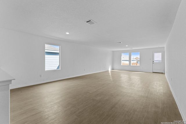 1807 Wood Warbler, New Braunfels, TX 78130