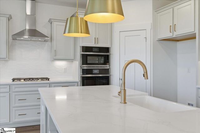 119 Mossend Street, Woodruff, SC 29388