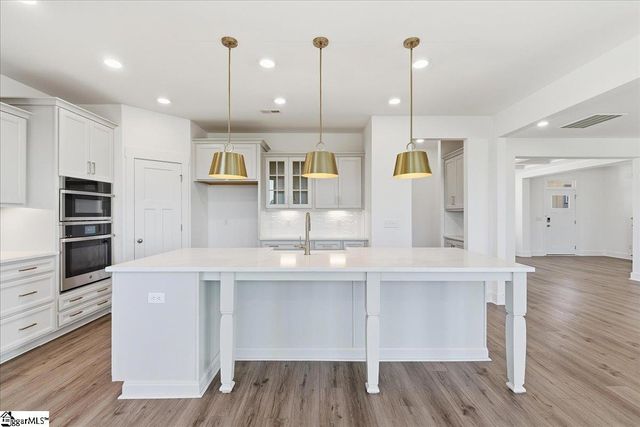 119 Mossend Street, Woodruff, SC 29388