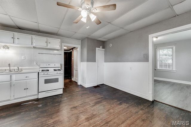 7014 Raymond Avenue, University City, MO 63130