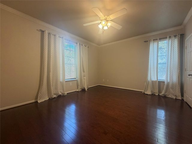 2255 Braeswood Park Drive 136, Houston, TX 77030
