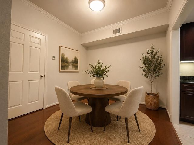 2255 Braeswood Park Drive 136, Houston, TX 77030