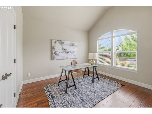 9279 Se GRACE Cir, Happy Valley, OR 97086